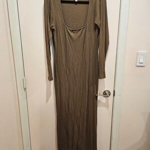 SKIMS Long Sleeve Brown Dress